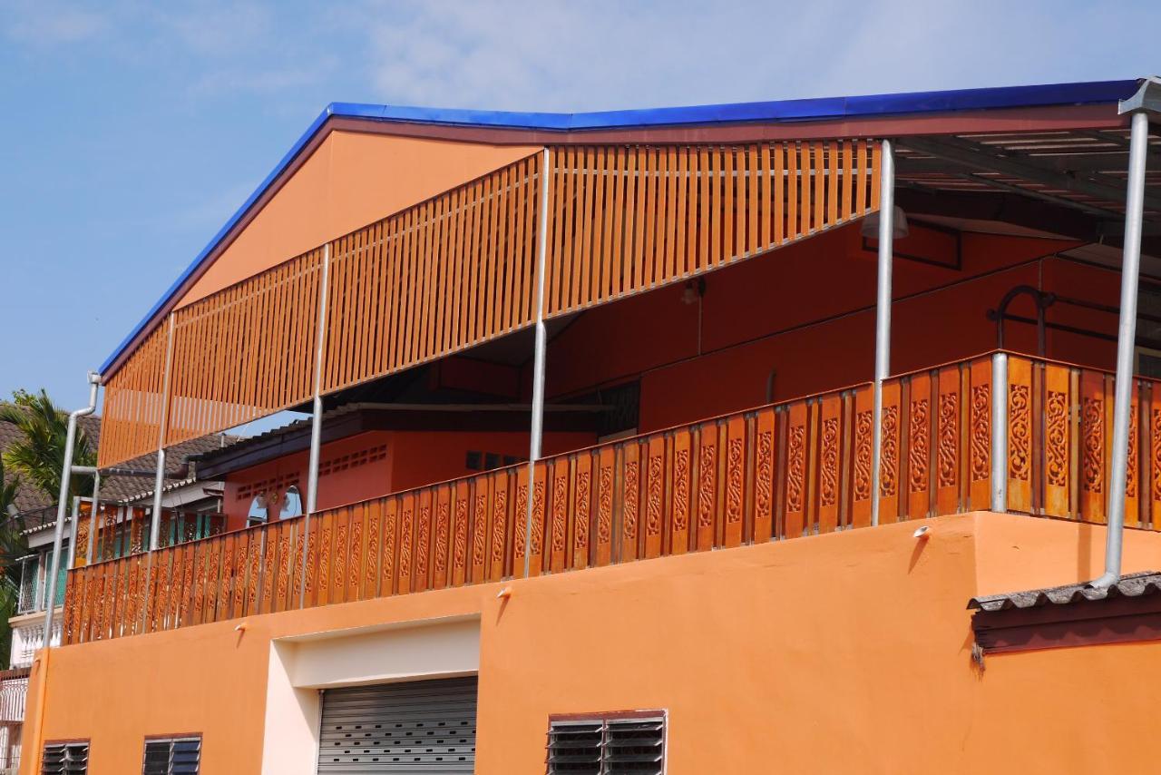 Punnpannsuk Hostel Trat Kültér fotó