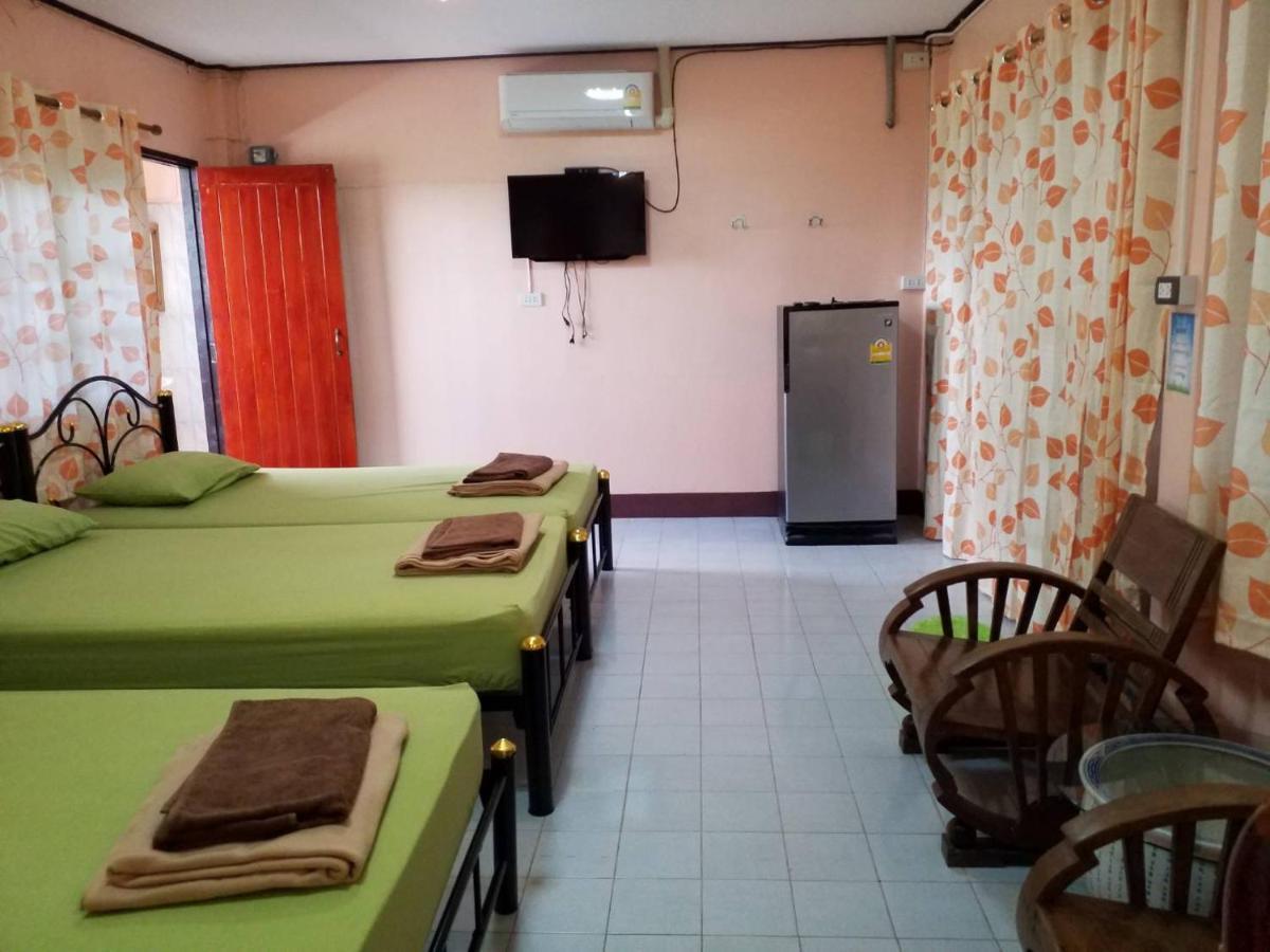 Punnpannsuk Hostel Trat Kültér fotó